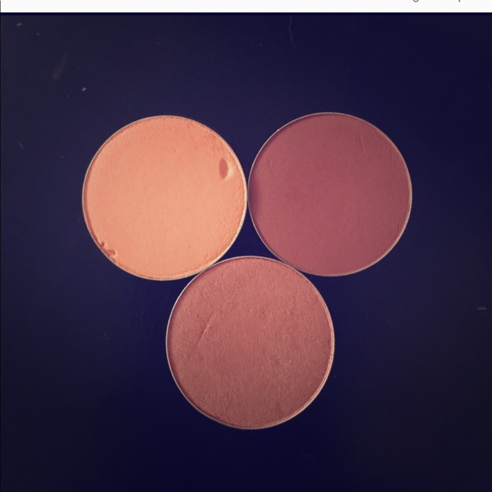 3 MAC Blush